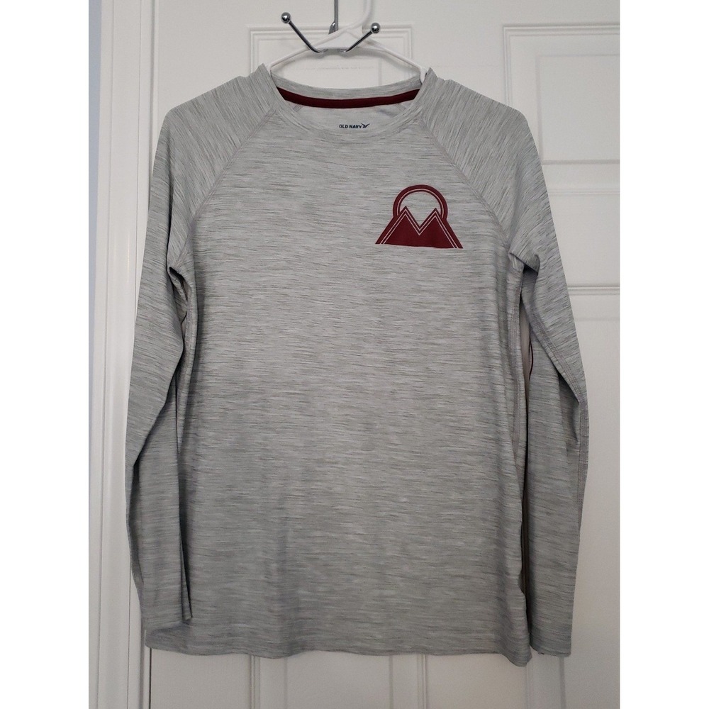 Old Navy Womans Athletic Long sleeve top Size XL‎